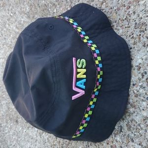 Vans Off the Wall Undertone Black Color Bucket Hat OS Youth